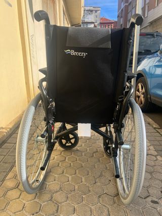 Silla de ruedas plegable Breezy Style