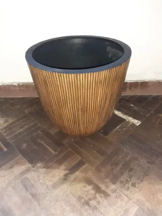 Macetero plastico 32x32 año 2009 ver fotos