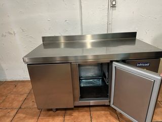 Bajo mostrador INFRICOOL 2 puertas