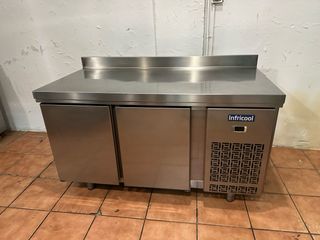 Bajo mostrador INFRICOOL 2 puertas