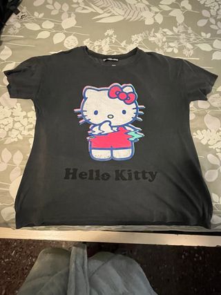 Camiseta Hello Kitty Negra y Rosa