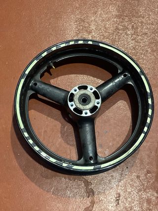 Llanta Delantera Suzuki Bandit 650 2005