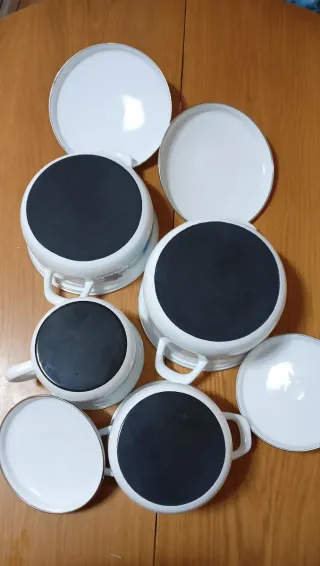 ENVÍO Juego de 4 ollas  esmaltadas inducción NUEVA