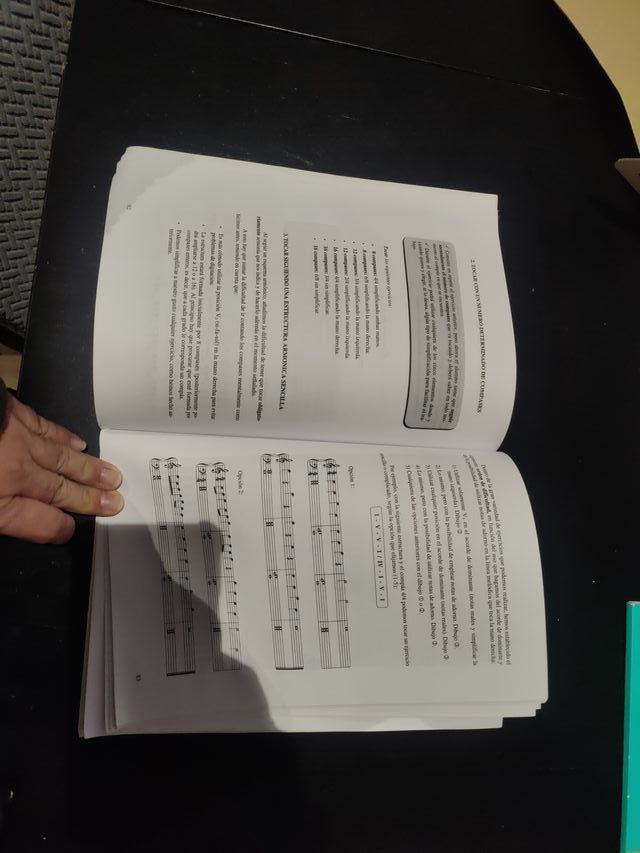 Livro Piano Complementar - Primeiro Curso