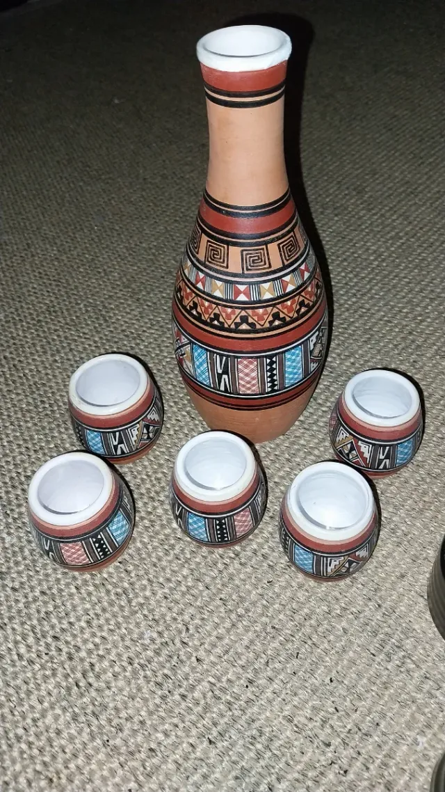 Juego de 2 jarras y 7 vasos de saque