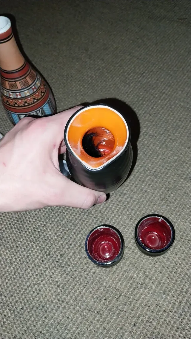 Juego de 2 jarras y 7 vasos de saque