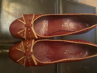 Zapatos planos Mary Jane burdeos