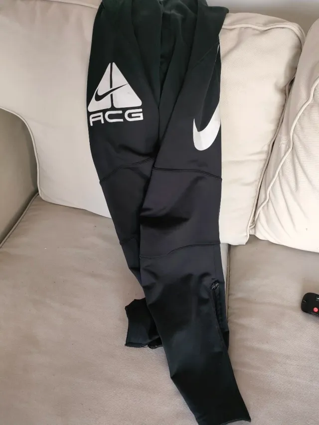 Pantalón Nike ACG Invierno Negro