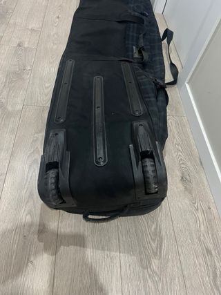 Funda Tabla Snow con Ruedas Dakine