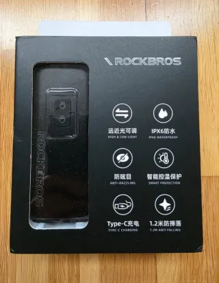 Linterna Rockbros RHL3000 Lúmenes.