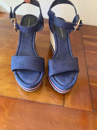Sandalias cuña vaqueras Tommy Hilfiger