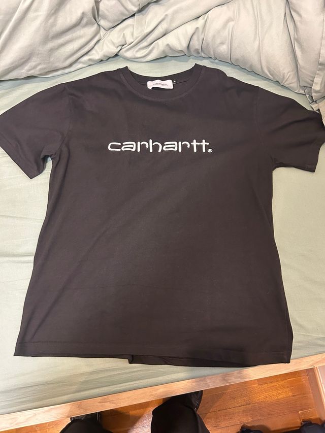 Camiseta Carhartt Negra Logo Blanco
