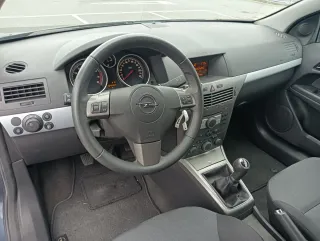 Opel Astra 2006