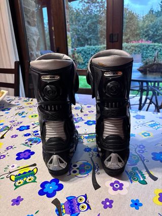 Botas Axo Aragón Talla 44