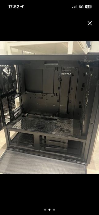 Caja PC Lian Li Negra