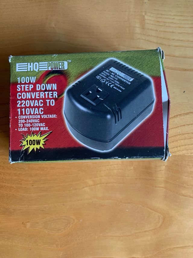 Convertitore Tensione HQ POWER 220V-110V 100W