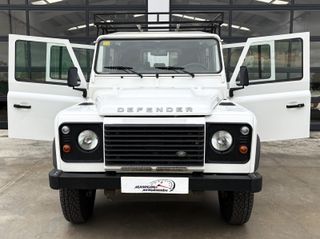 Land Rover Defender 110 SW SE 122CV