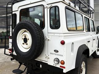 Land Rover Defender 110 SW SE 122CV