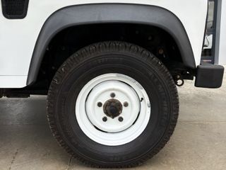 Land Rover Defender 110 SW SE 122CV