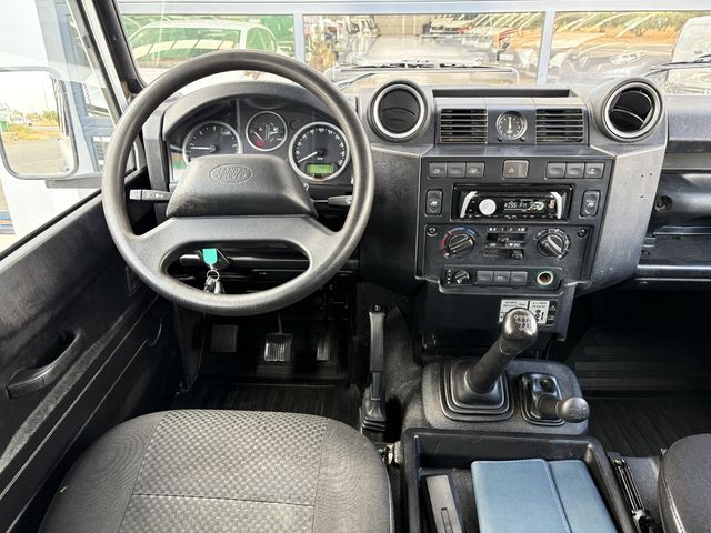 Land Rover Defender 110 SW SE 122CV