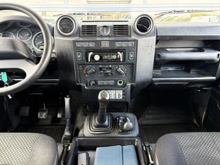 Land Rover Defender 110 SW SE 122CV