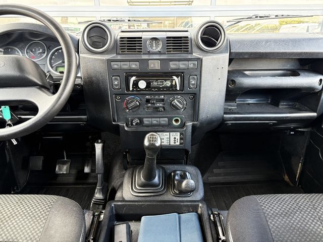 Land Rover Defender 110 SW SE 122CV
