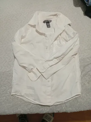 Camisa M&M niño blanca, talla 3-4