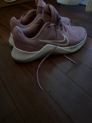 Zapatillas Nike CrossFit Rosas y Blancas