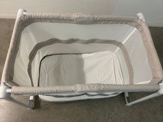 Cuna de Viaje Zip & Go Glacial, en beige