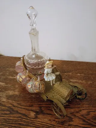 Licorera antigua de porcelana francesa del 1900