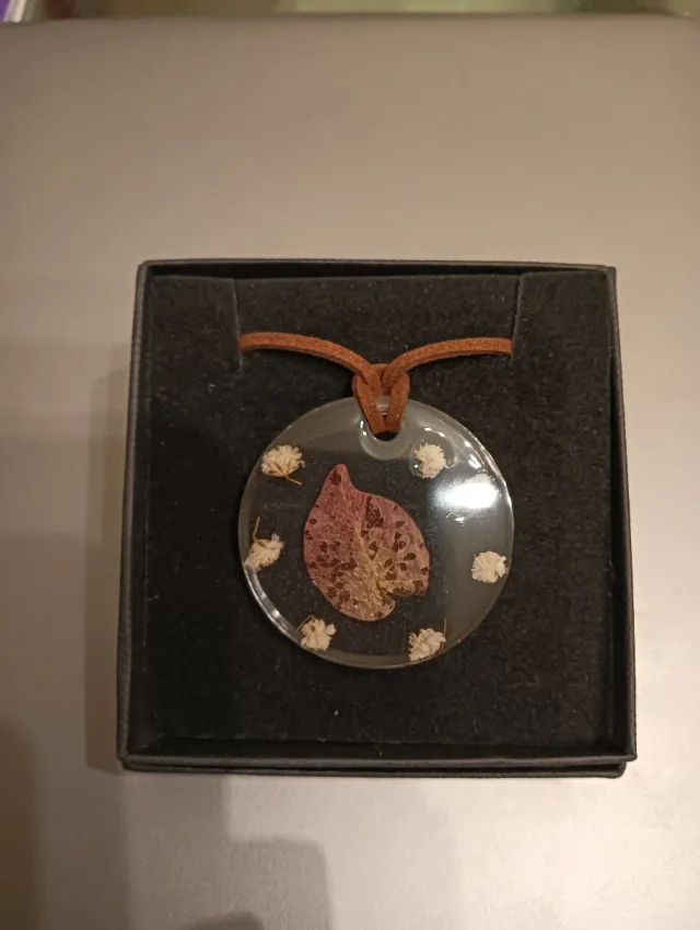 Colgante collar largo redondo