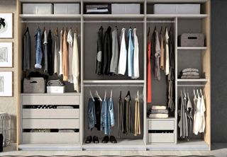 Armadio a 3 ante scorrevoli