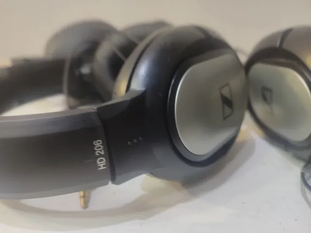Cascos Sennheiser HD 206 Negros y Plateados