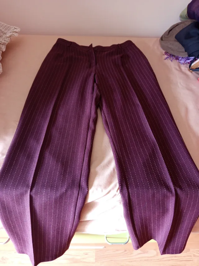 Traje de chaqueta y pantalón rayas