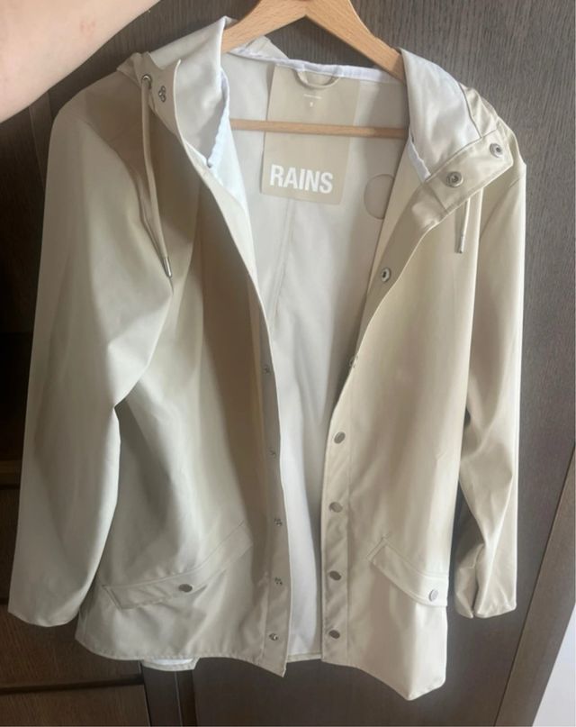 Chaqueta Rains Beige Impermeable