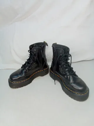 Botas Dr. Martens Jadon Plataforma Negras
