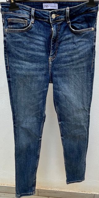 Pantalones vaqueros Zara chica talla 40