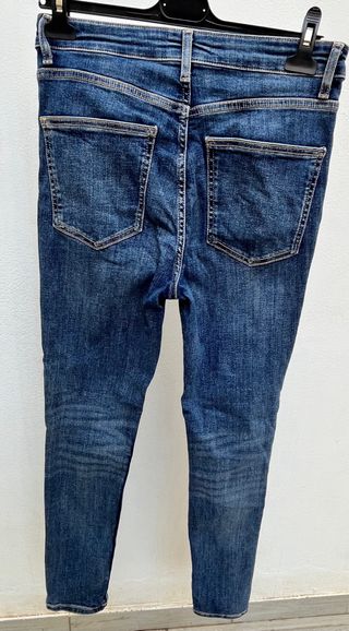 Pantalones vaqueros Zara chica talla 40