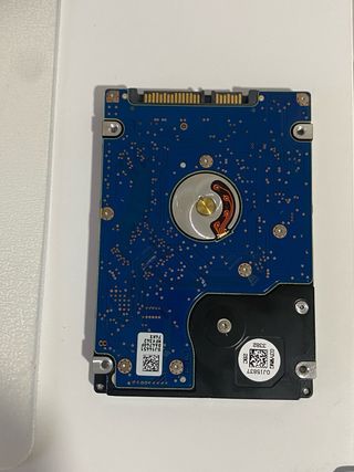 Disco Duro HGST 750GB