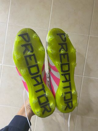 2 pares Botas de fútbol Adidas GAMA ALTA 100€