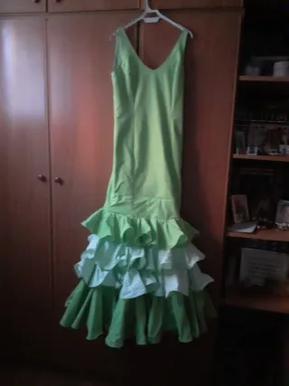 Traje Flamenca Verde Pistacho Talla 38