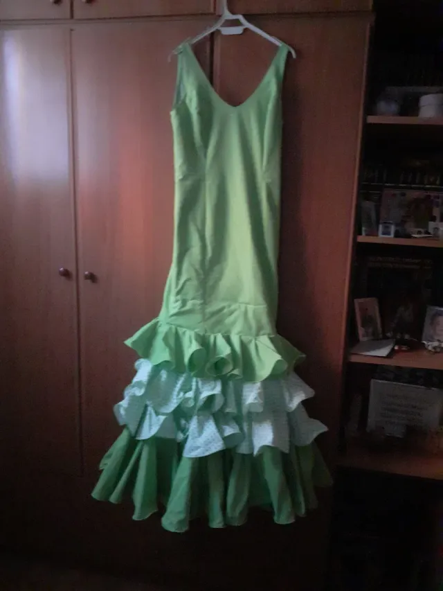 Traje Flamenca Verde Pistacho Talla 38
