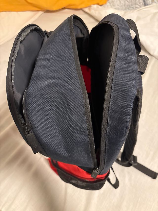 Mochila Fila Azul y Roja