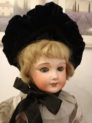 Sombrero de muñeca antigua siglo XIX