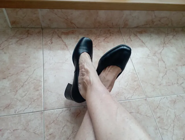 Zapatos Pikolinos piel negros T.39. Impecables