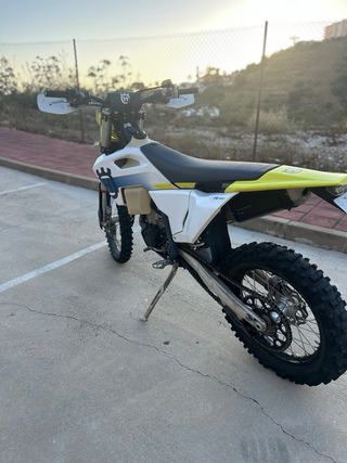 Husqvarna FE 450 2024