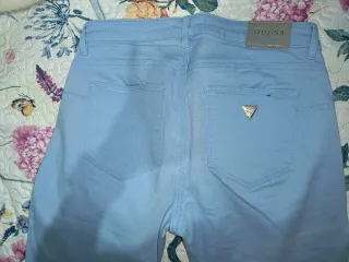 Pantalón  retro vaquero color azul claro talla 40