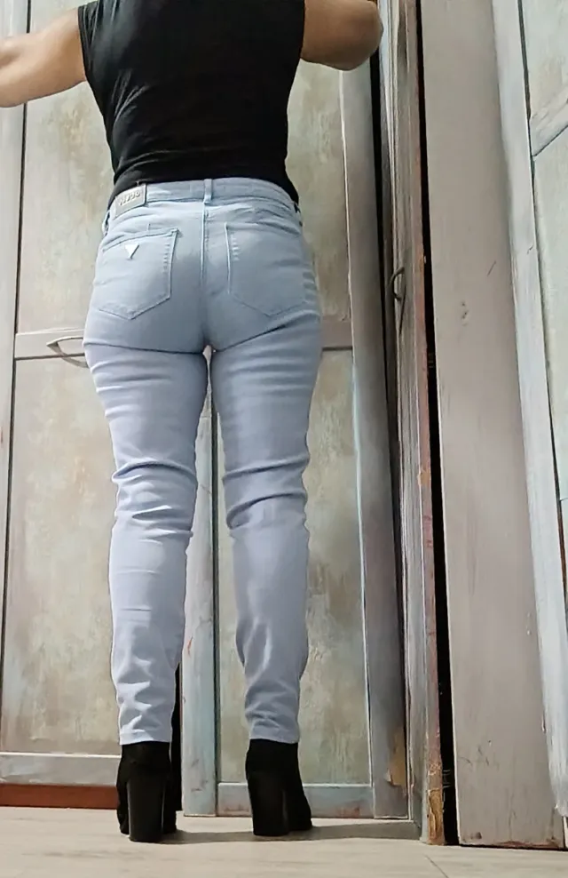 Pantalón  retro vaquero color azul claro talla 40