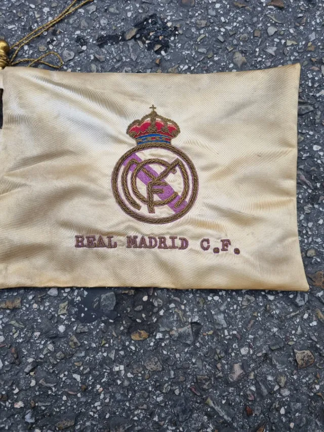 Bandiera Real Madrid C.F. ricamata