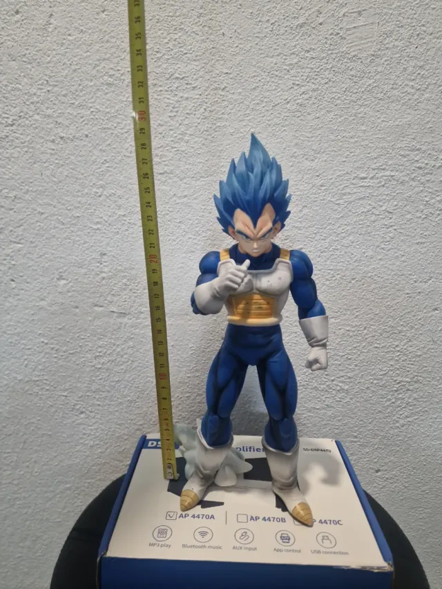 Figura Vegeta Super Saiyan Blue